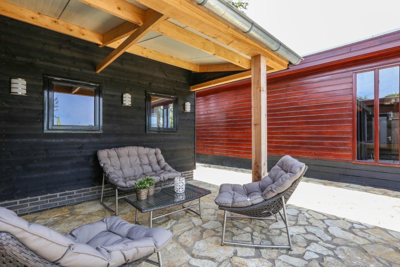 Beach House Erm Exterior photo